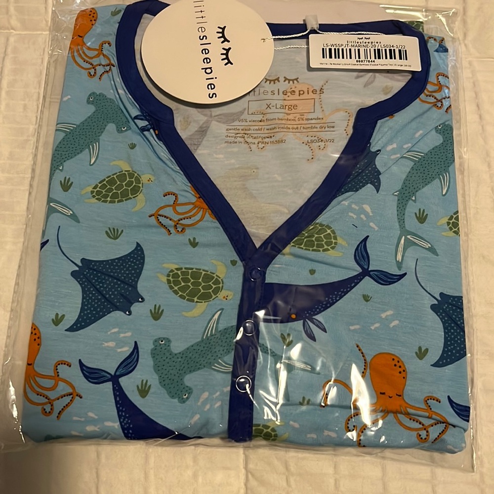 Women’s Marine Life Little Sleepies pajama top - size XL
